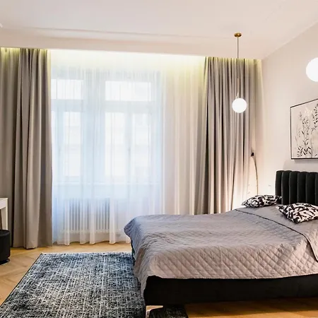 Premium 110 Sqm In The Historical Center Lägenhet *