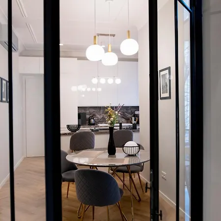 Premium 110 Sqm In The Historical Center Apartment *