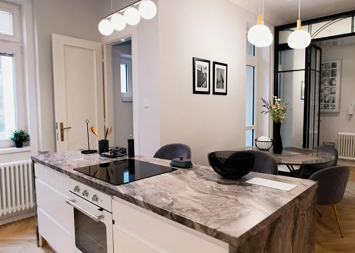 Premium 110 Sqm In The Historical Center