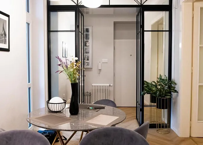 Premium 110 Sqm In The Historical Center